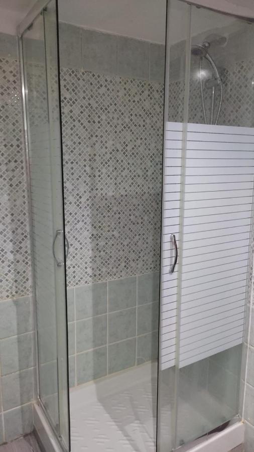 Cheap Central Room Palermo Exterior photo